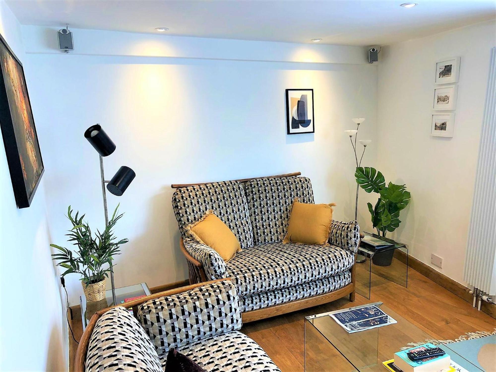 Holiday home Prime Location! Detached Clifton With Parking Bristol