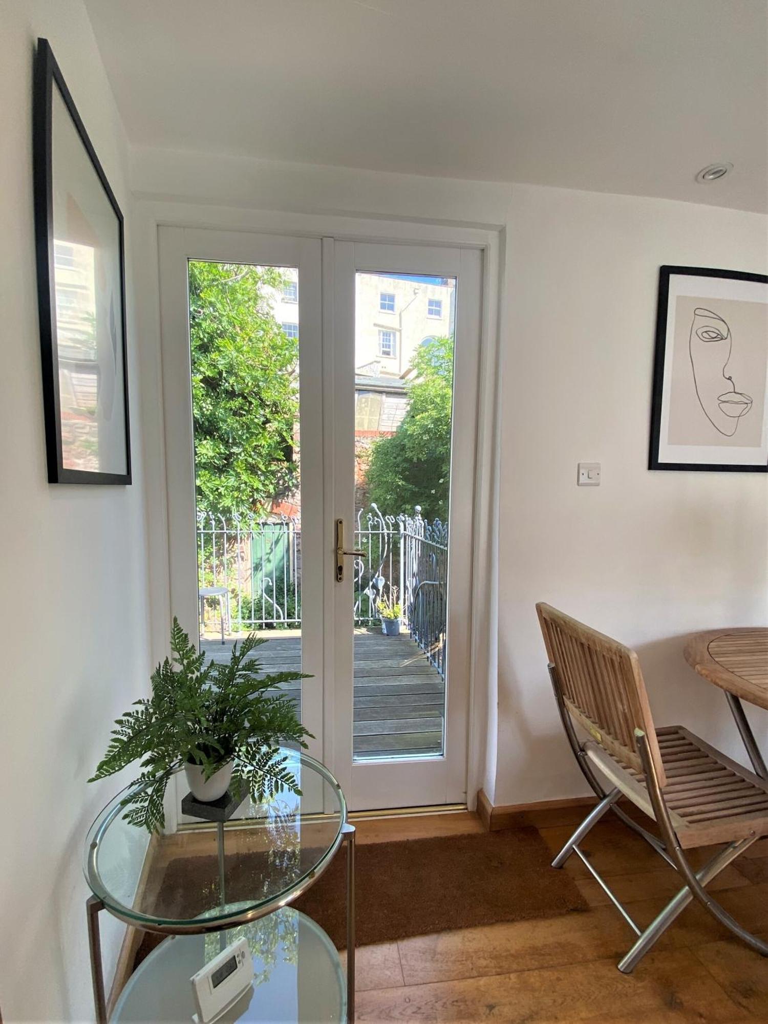 Holiday home Prime Location! Detached Clifton With Parking Bristol